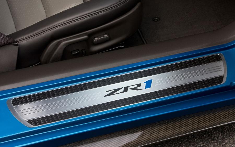  Chevrolet Corvette ZR1 2009 года  (фото 175 из 290)